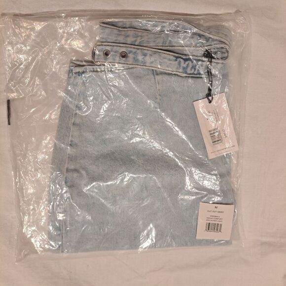 We Wore What Nordstroms Cut Out Skirt denim indigo comfort super light sz M NWT - Picture 8 of 8